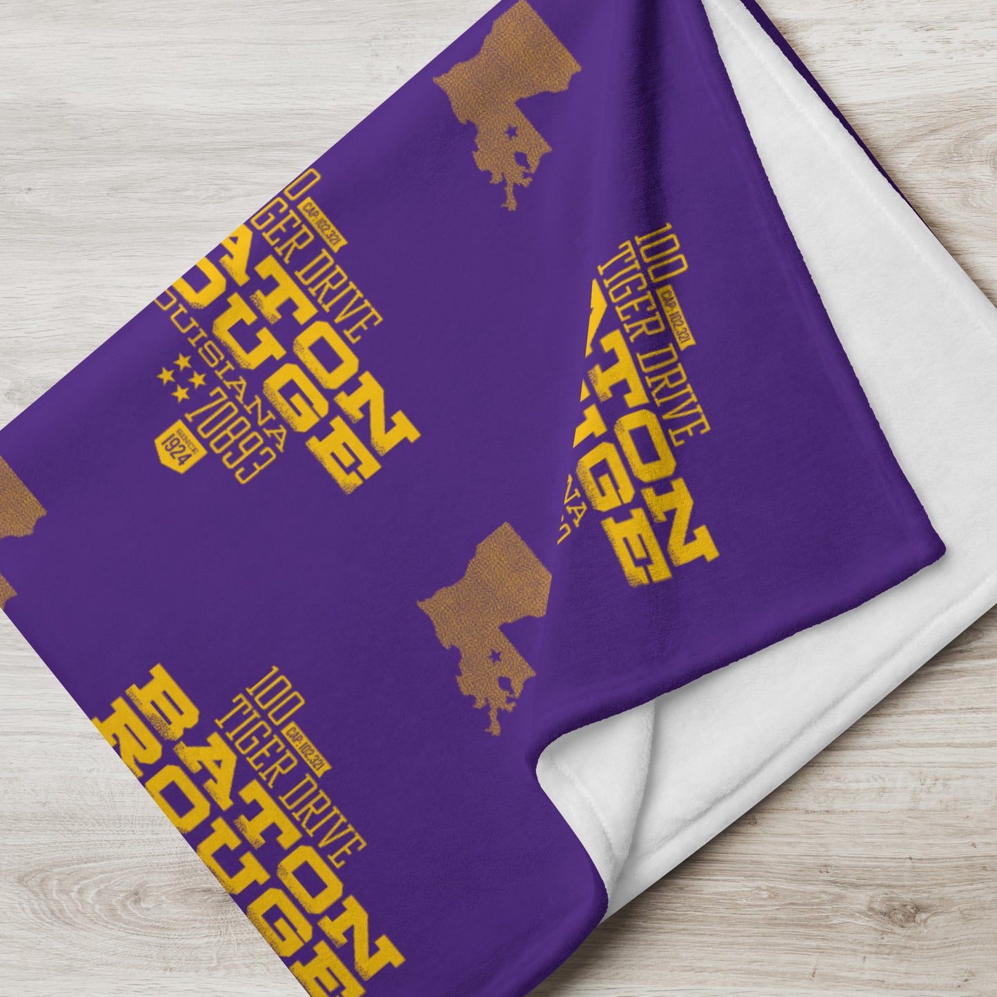 Home Turf: Baton Rouge Throw Blanket